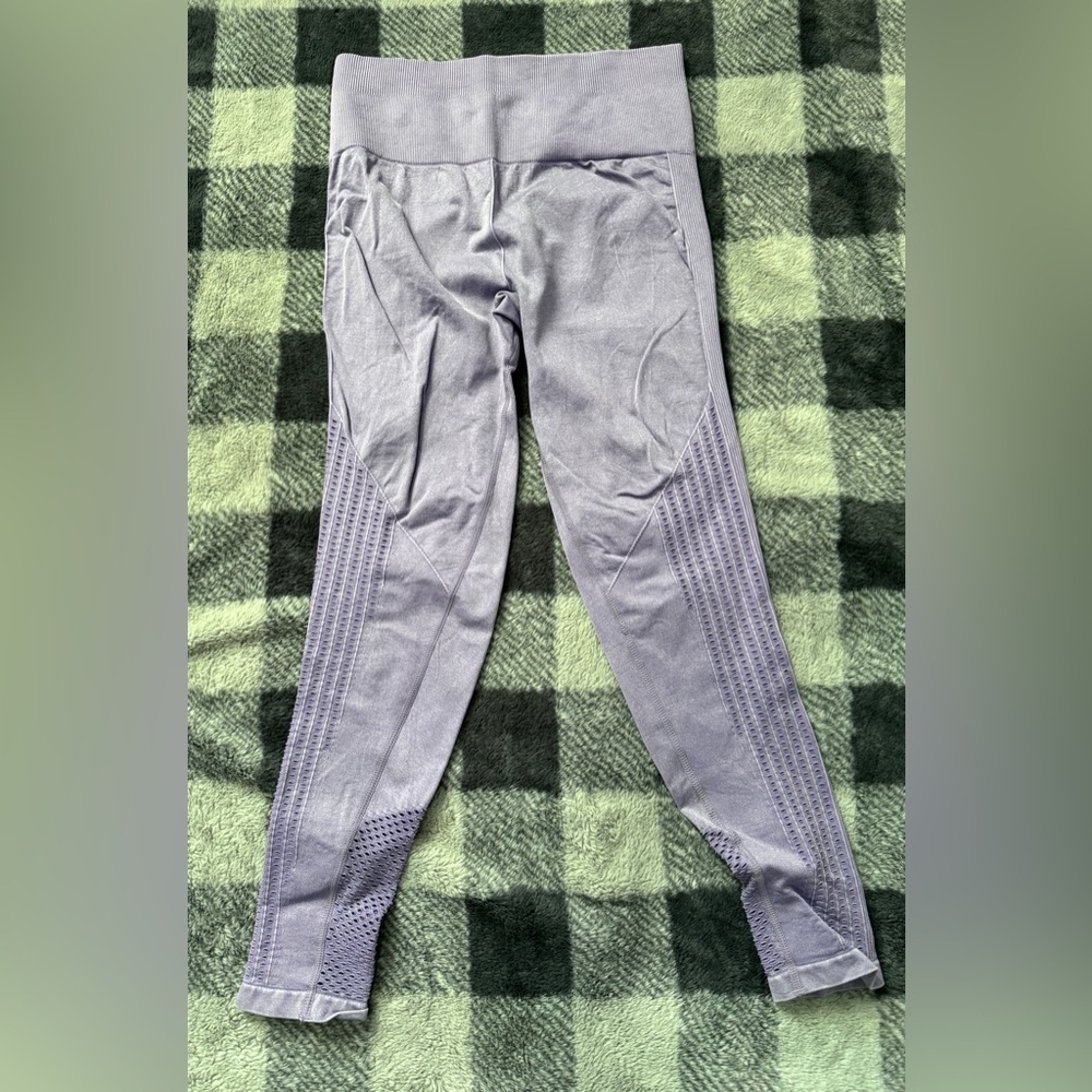 Gymshark Seamless Lavender Grey High-Waist Leggings-Small